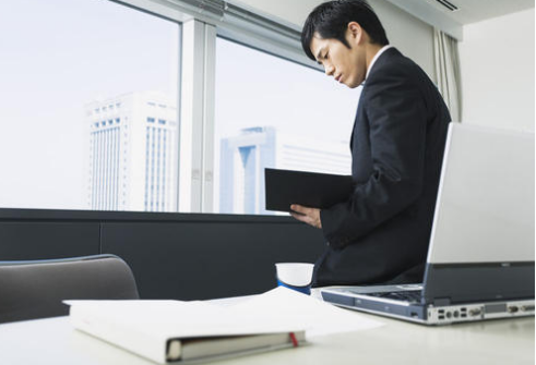 上海注册公司容易遇到的两大困境